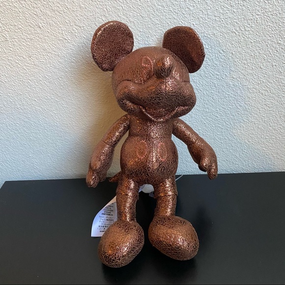 Mickey Mouse Bronze Plush – Small – 10'' - Picture 5 of 5